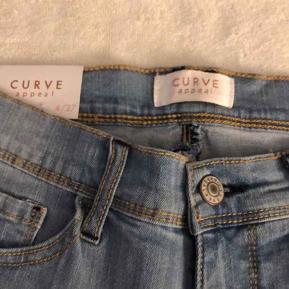 Ladies shorts by Curve Appeal - Picture 2 of 8